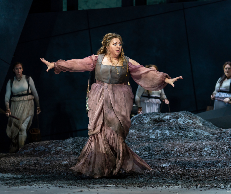 Christine Goerke in Elektra at Washington National Opera WETA